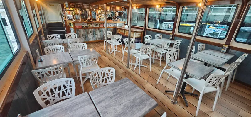 Scenic River Cruise with Morning Tea, 2 Hours - Brisbane