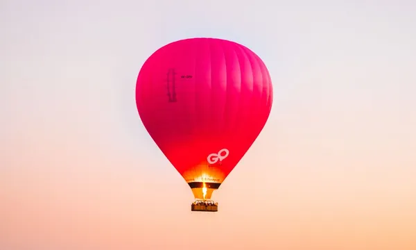 Gold Coast Hot Air Balloon Flight & SkyPoint Entry Package