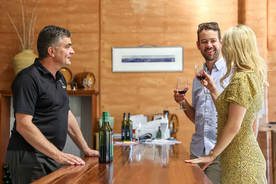 Echuca Moama E-Bike and Wine Tour - 3 Hours
