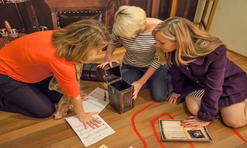 Brisbane Escape Room Experience - 1 Hour | Experience Oz