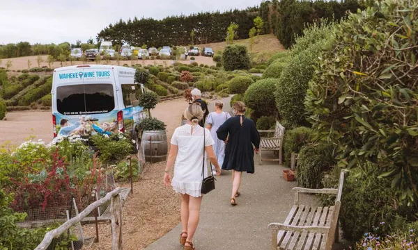Waiheke Island Scenic Wine Tasting Tour - 5 Hours