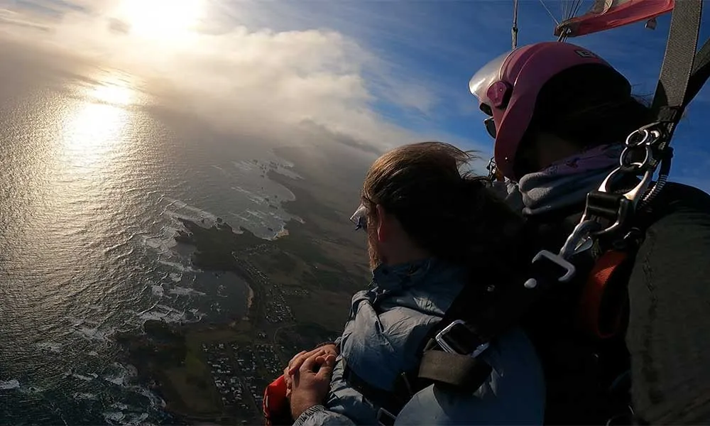 Tandem Skydive over the 12 Apostles from 15,000ft | Experience Oz-4
