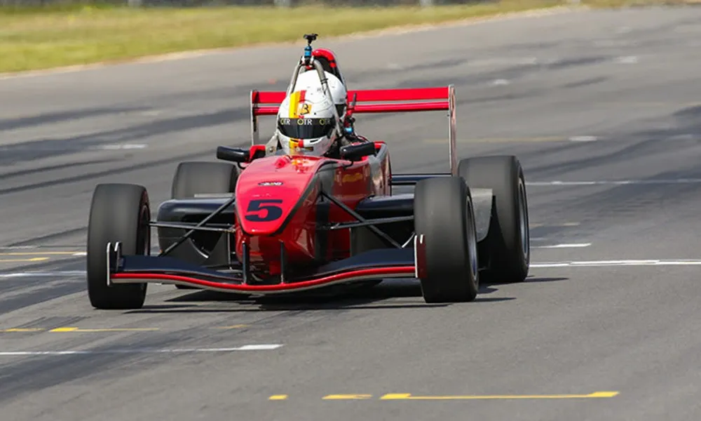 Formula 3 Hot Lap Experience - 3 Laps | Experience Oz-3
