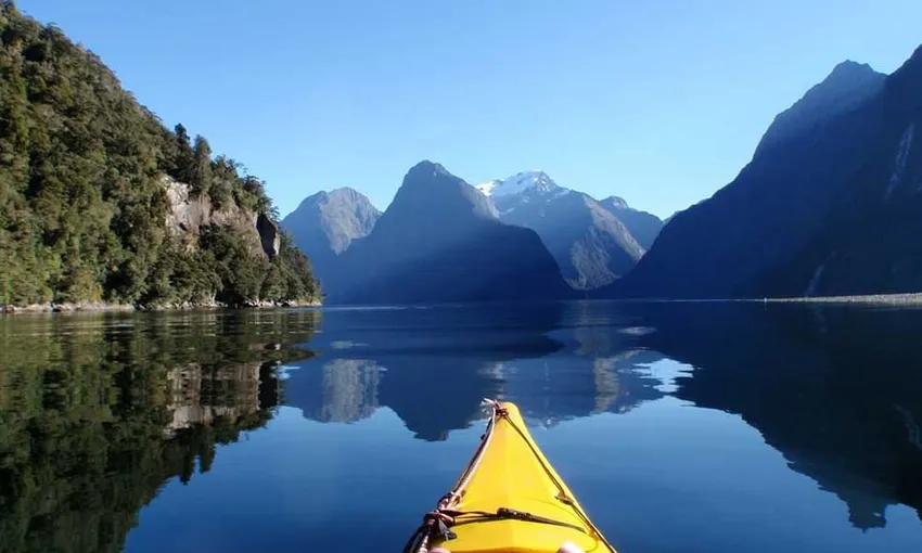 Milford Sound Morning Kayak Tours - Book Now | Experience Oz
