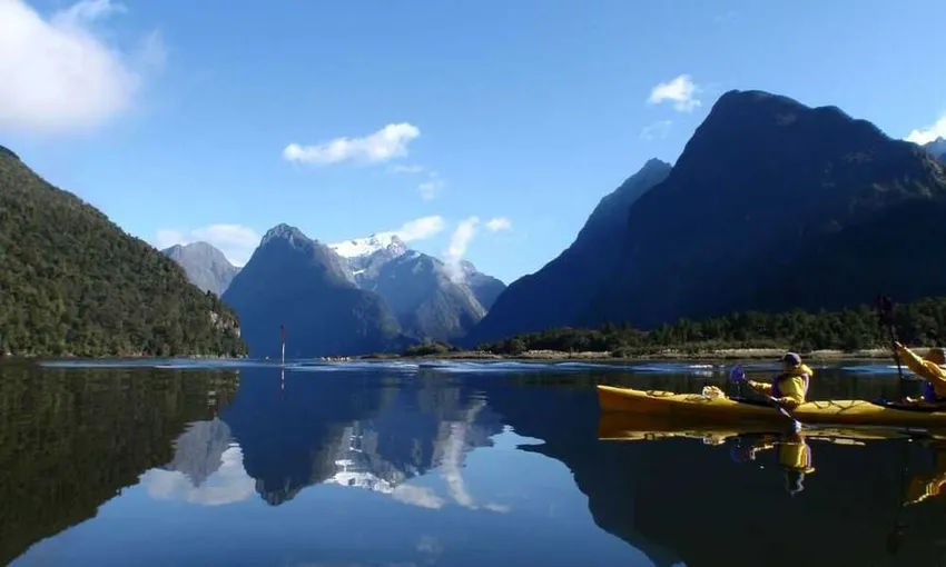 Milford Sound Morning Kayak Tours - Book Now | Experience Oz
