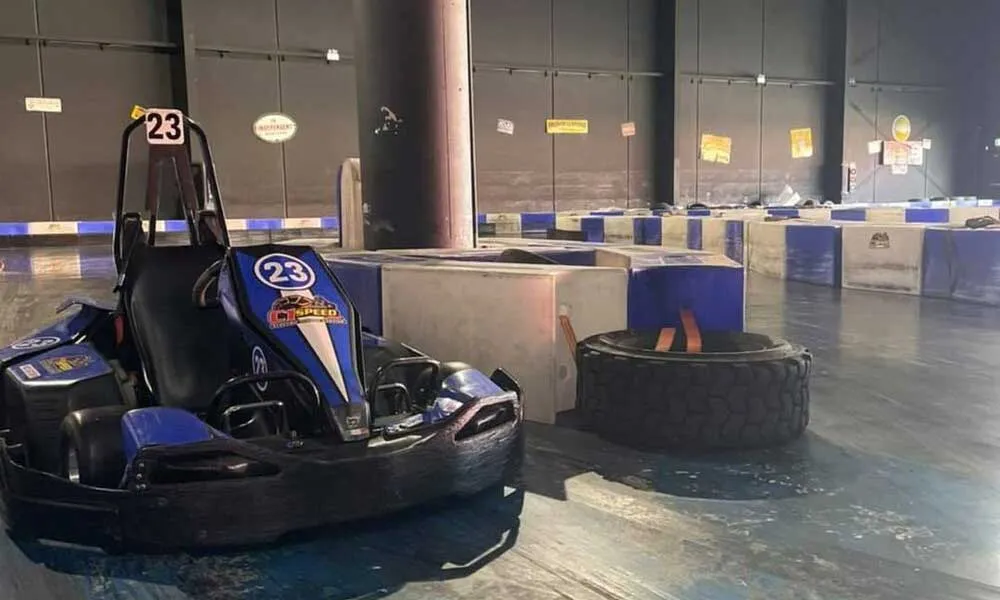 Indoor Go Kart Racing - South Coast - 10 minutes - Adult