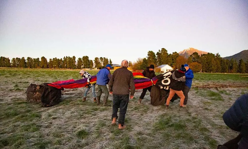 Methven-Mount Hutt Hot Air Balloon Flight | Experience Oz