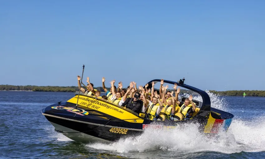 Paradise Jetboating Broadwater Adventure Jet Boat Ride | Experience Oz