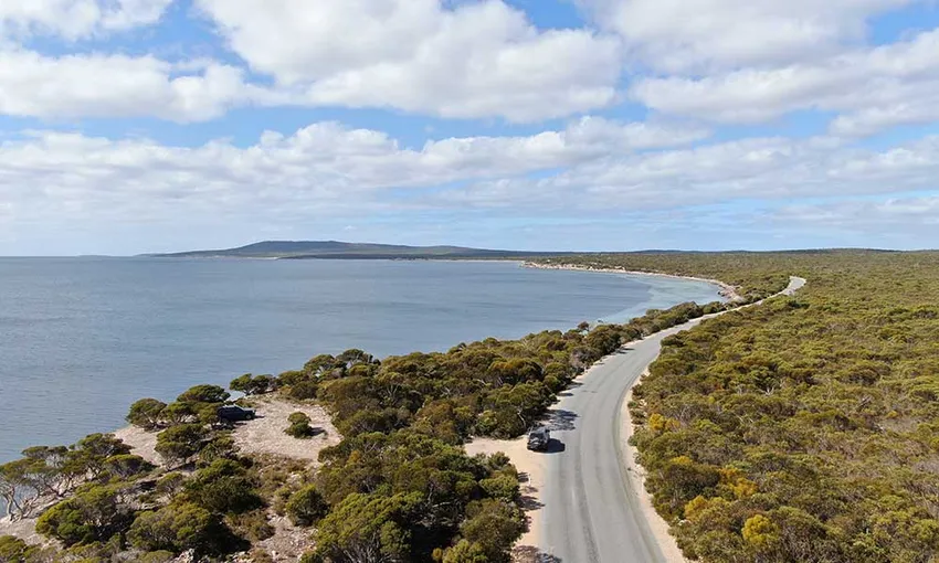 Port Lincoln Wildlife, Sightseeing and 4WD Tour with Lunch | Experience Oz