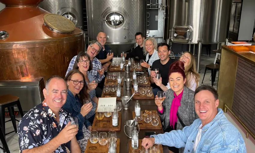 Noosa Hinterland Wine, Beer and Gin Tour with Lunch | Experience Oz