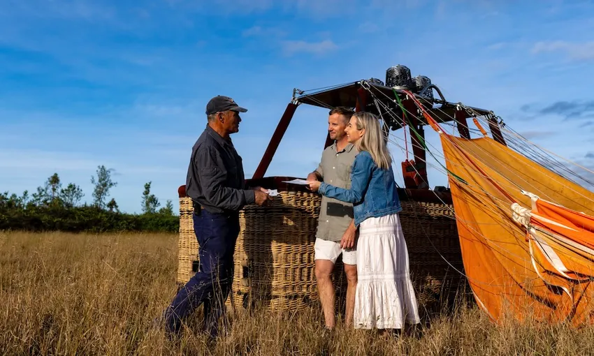 Cairns Classic Hot Air Balloon Flight with Transfers | Experience Oz