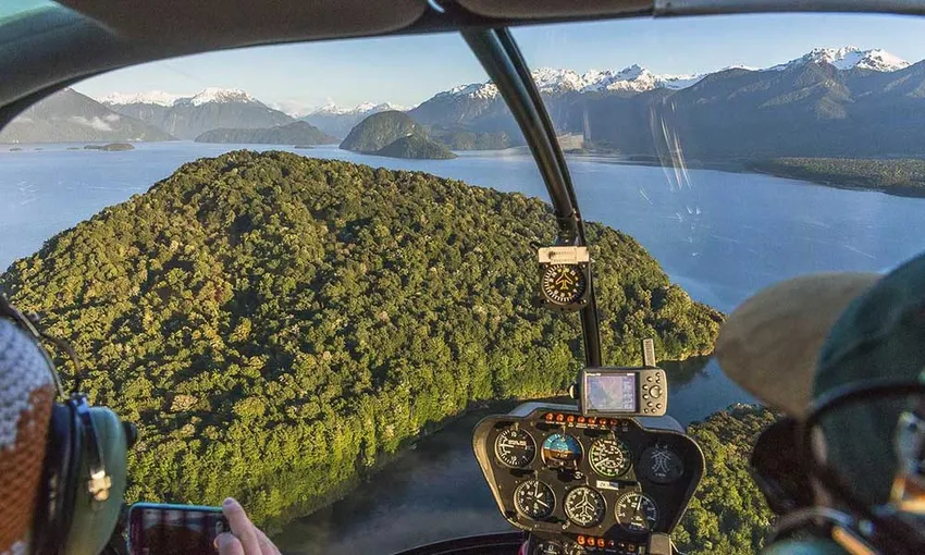 Dusky Doubtful Sound Helicopter Flight - 105 Minutes | Experience Oz