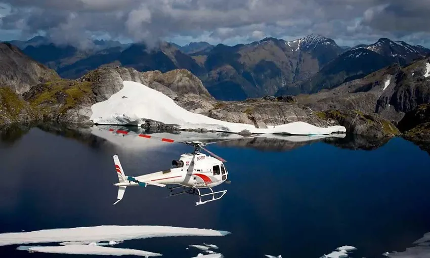 Dusky Doubtful Sound Helicopter Flight - 105 Minutes | Experience Oz