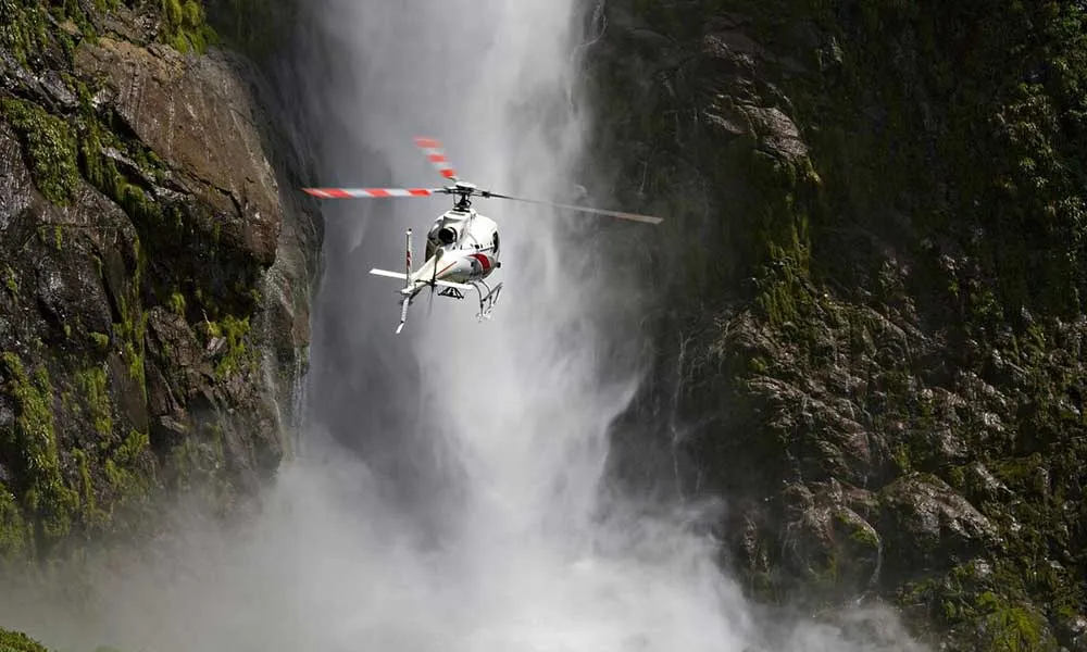 Milford Sound Scenic Helicopter Flight From Te Anau | Experience Oz-3