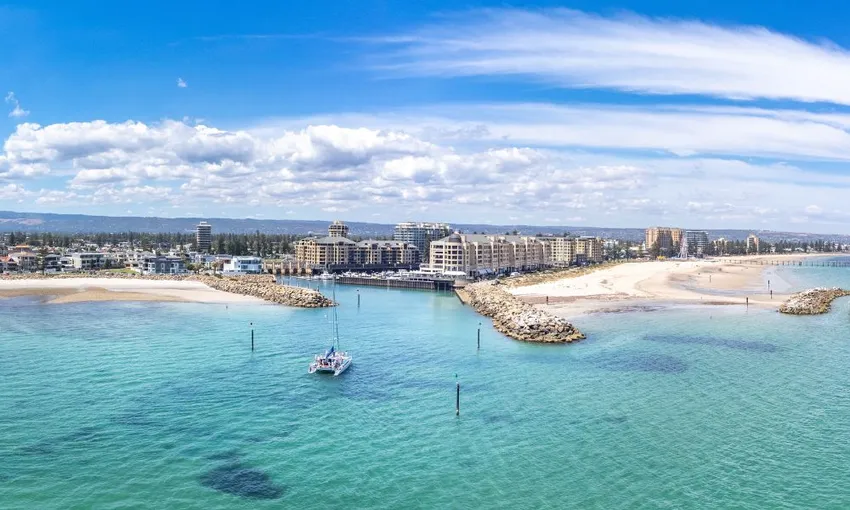 Glenelg Twilight Catamaran Cruise with Drink | Experience Oz