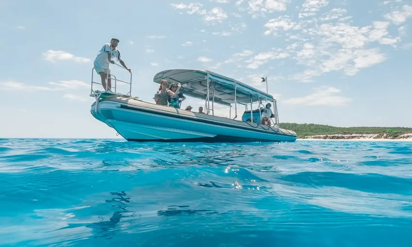 Fraser Island Hopper Adventure Cruise - Book Now | Experience Oz