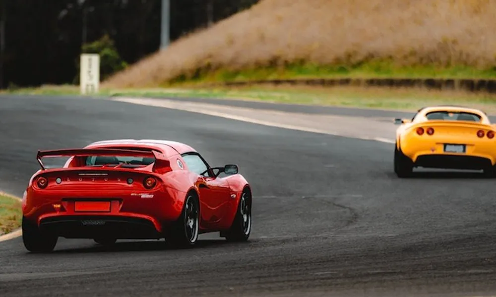 Brittania Lotus Supercar Drive - 6 Laps - Sydney | Experience Oz-1