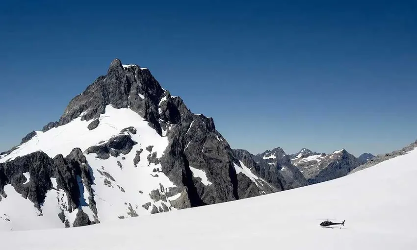 Glenorchy Helicopter Flight with Glacier Landing - Book Now | Experience Oz