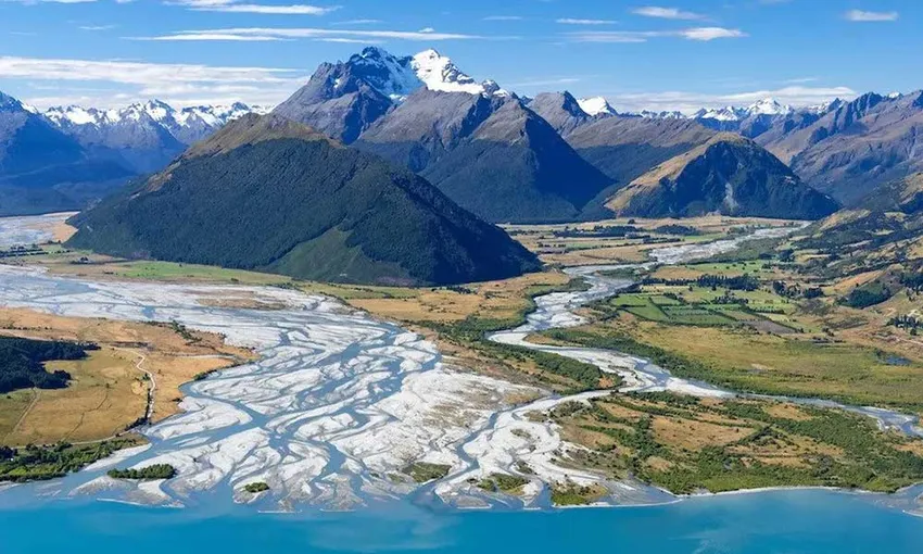 Glenorchy Helicopter Flight with Glacier Landing - Book Now | Experience Oz