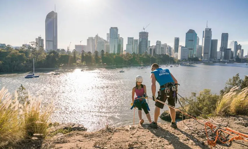 Brisbane Kangaroo Point Cliff Abseil Adventure - Book Now | Experience Oz