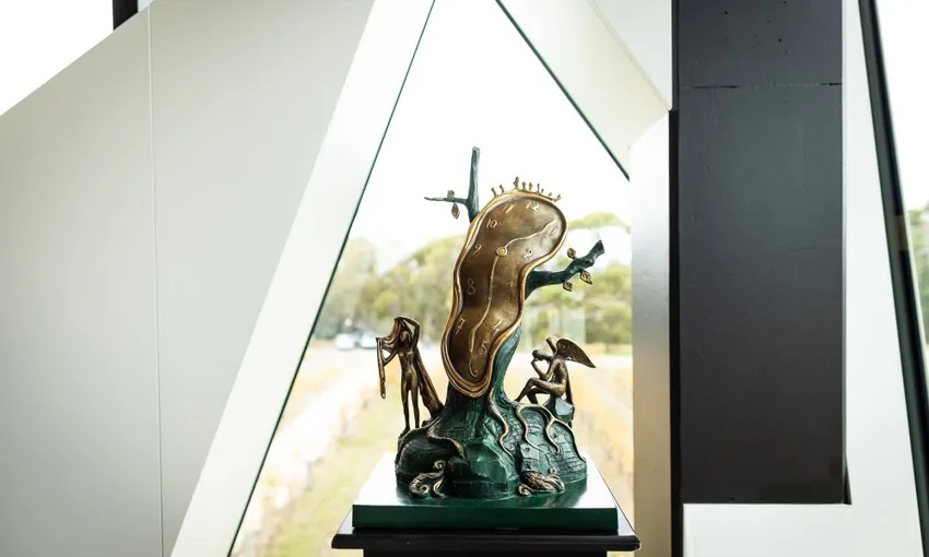 d'Arenberg Wine, Food, Art & Gin Tour - Book Now | ExperienceOz