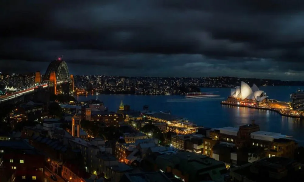 Ghosts, Grog & The Rocks - Haunted Pubs & Cellar Tour | Experience Oz-4