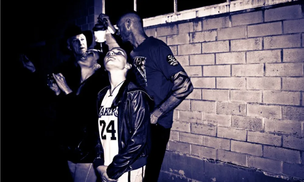 Ghosts, Grog & The Rocks - Haunted Pubs & Cellar Tour | Experience Oz-7