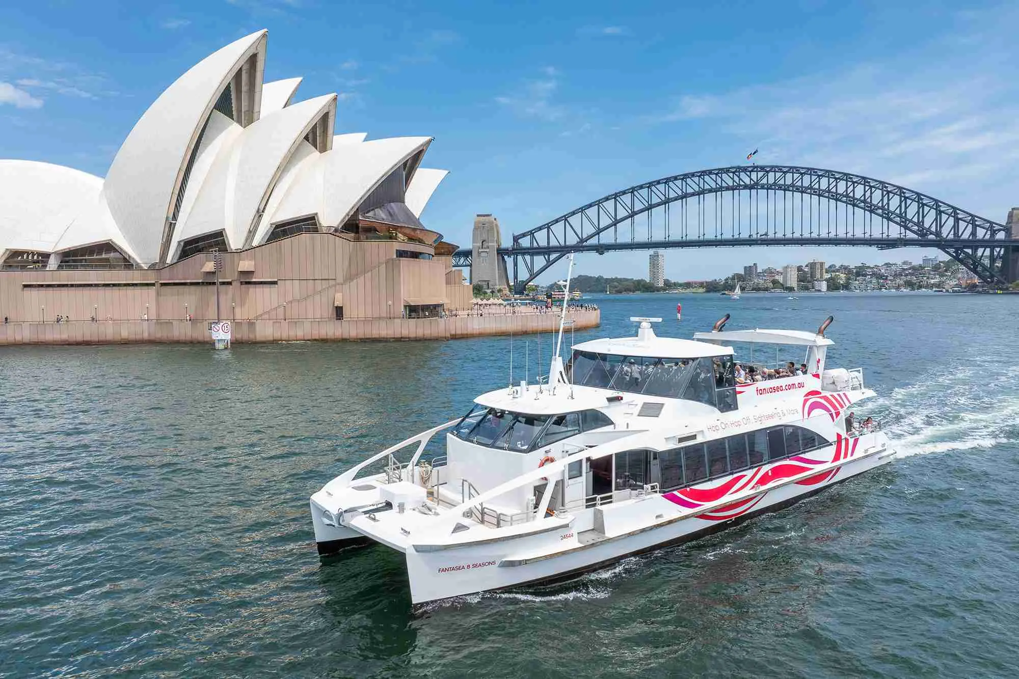 Vivid Sydney Harbour Cruise From Darling Harbour | Experience Oz-2