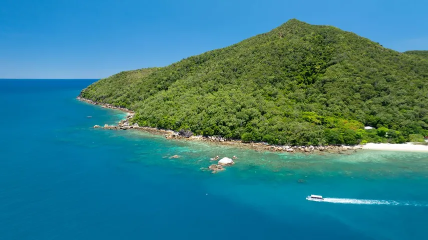 Fitzroy Island Full Day Package - Book Now | Experience Oz