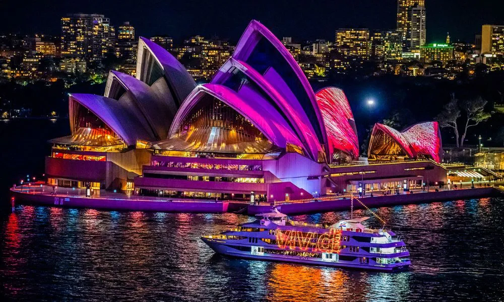 Vivid Sydney Premium 4 Course Dinner Cruise | Experience Oz-4