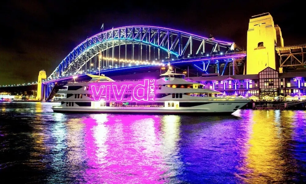 Vivid Sydney Premium 4 Course Dinner Cruise | Experience Oz-1
