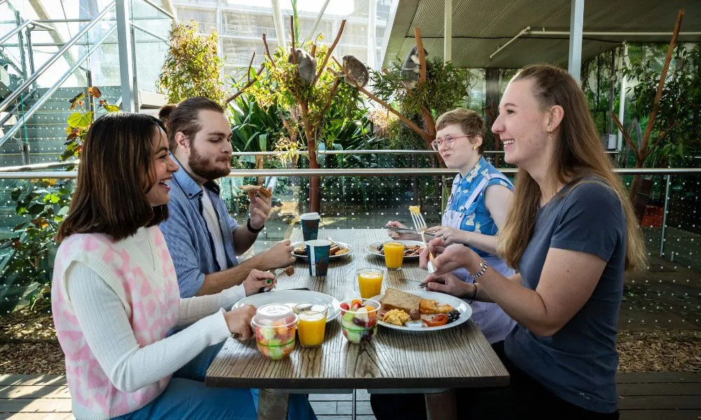 Breakfast with Koalas at WILD LIFE Sydney | Experience Oz-8