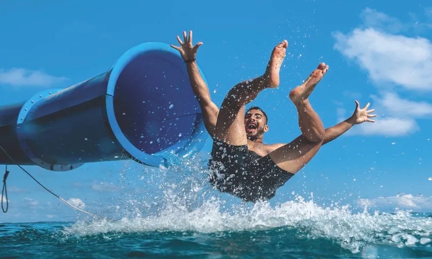 Great Barrier Reef Cruise to Moore Reef Pontoon | Experience Oz
