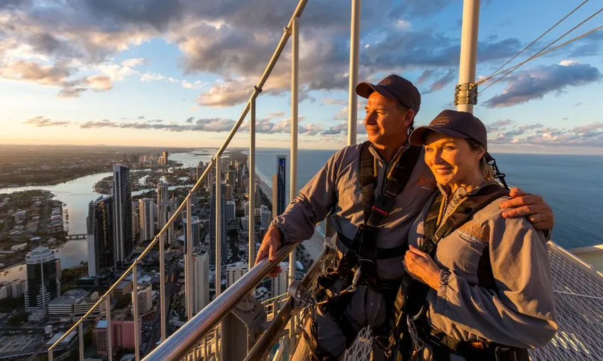 Q1 SkyPoint Climb Twilight Climb Gold Coast | Experience Oz