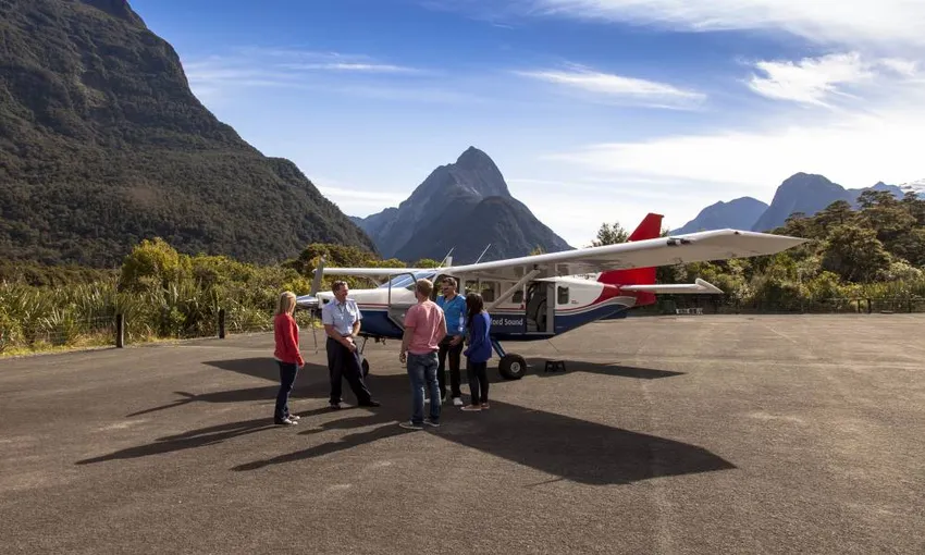 Milford Sound Coach, Cruise and Fly Ex Queenstown | Experience Oz