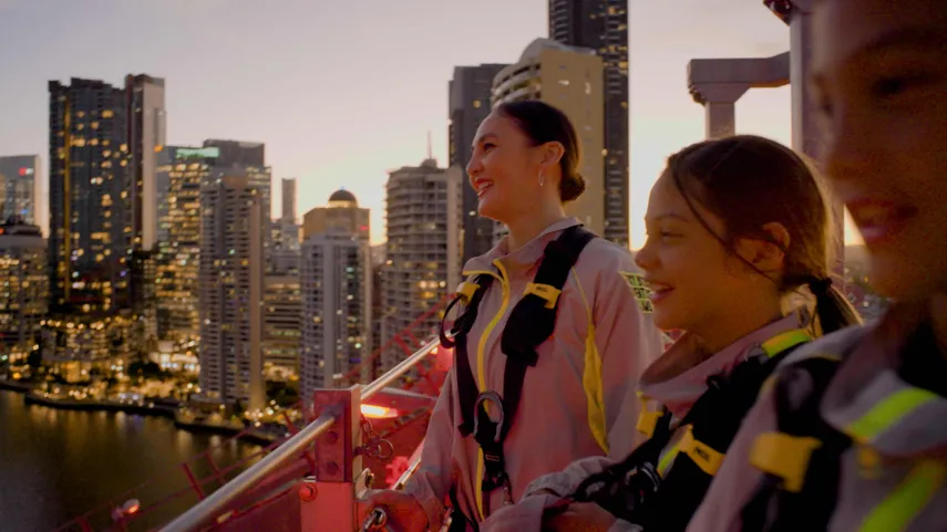 Brisbane Story Bridge Twilight Climb | Experience Oz