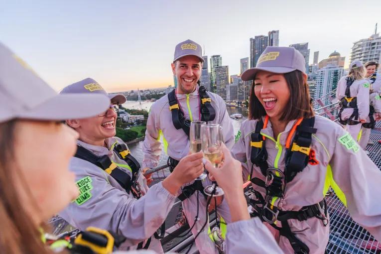 Brisbane Story Bridge Twilight Climb | Experience Oz