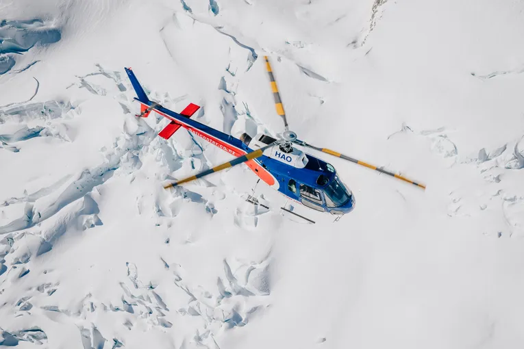 Queenstown Helicopter Flight to Southern Alps NZ | Experience Oz