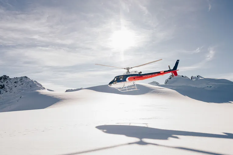 Queenstown Helicopter Flight to Southern Alps NZ | Experience Oz