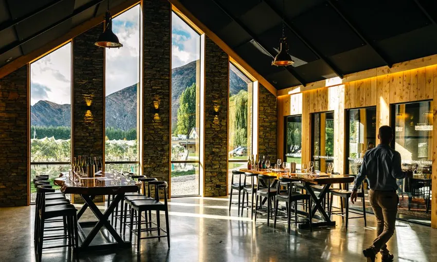 Queenstown Winery Tour | Experience Oz
