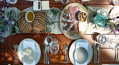 Mandoon Estate Winery Tour with 5 Course Lunch