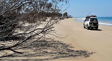 Overnight Fraser Island Tour with Accommodation