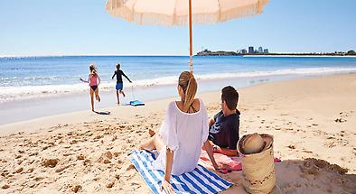 Noosa Half Day Tour including Return Transfers from Sunshine Coast Hotels