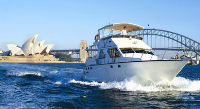 Sydney Harbour Small Group Lunch Cruise with Drinks