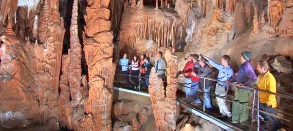 Jenolan Caves Orient Cave Tour