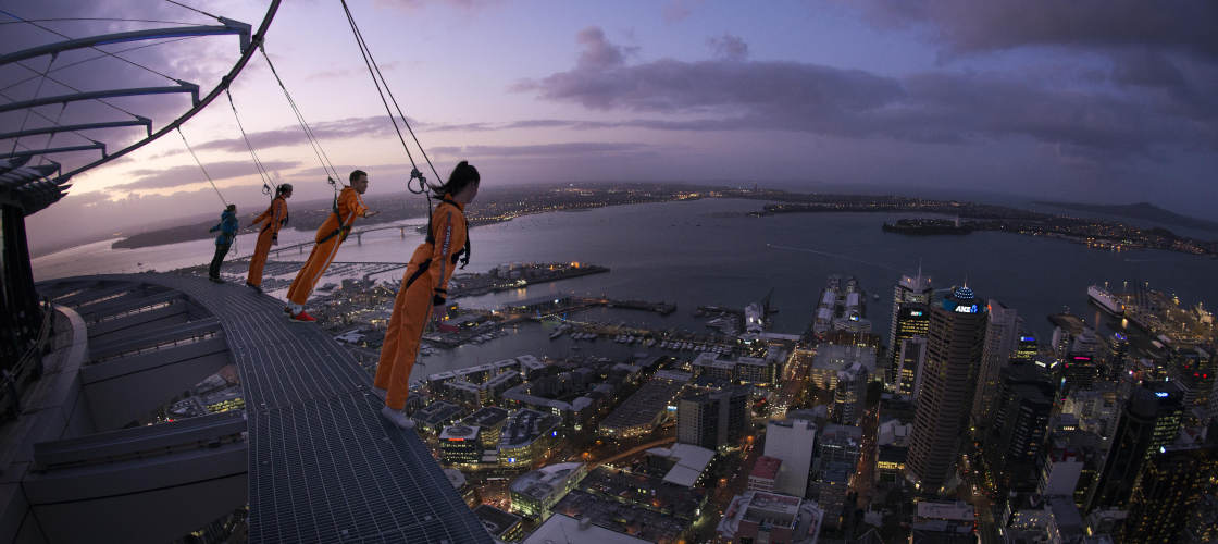 auckland skywalk sunset