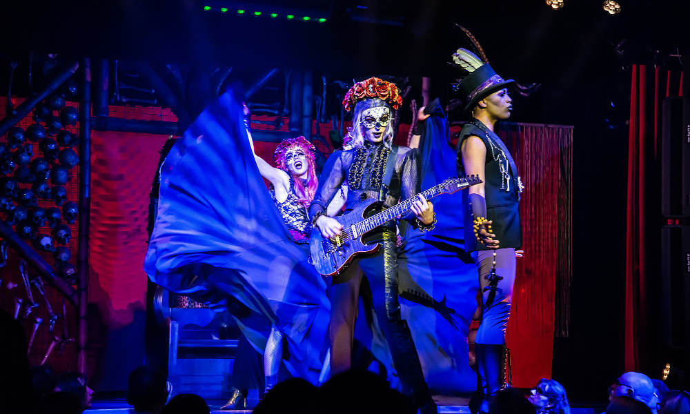 Dracula's Cabaret Dinner and show Evening entertainment  