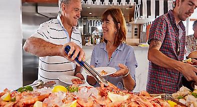 Gold Coast Buffet Lunch Cruise from Surfers Paradise