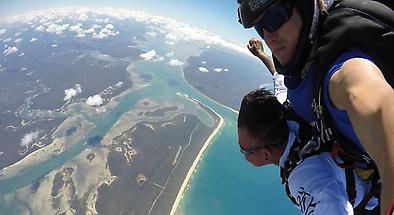 Fraser Island Skydiving