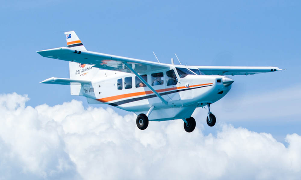 GSL Aviation  Cairns Great Barrier Reef plane 